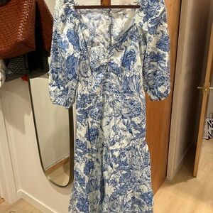 Amour Vert Blue and White Puff Sleeve Sundress